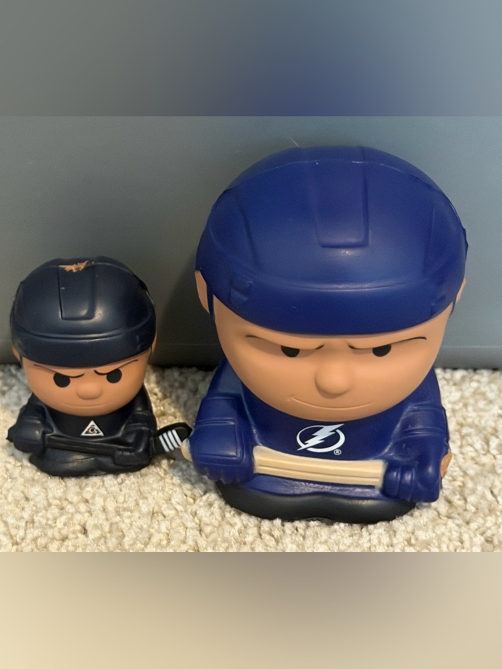 NHL SqueezyMates Jumbo & Mini Slo-Foam Squishy Players Bundle of 2